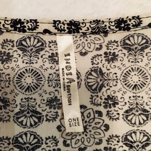 🤑BOGO🤑 Cute black and white summer dress. - Picture 12 of 14